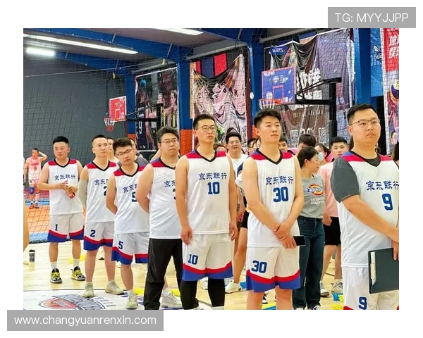 以篮球为核心探讨团队协作精神与竞技魅力的深度融合