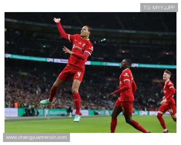 利物浦鏖战切尔西英超强强对决再掀红蓝巅峰较量 利物浦鏖战切尔西英超强强对决再掀红蓝巅峰较量