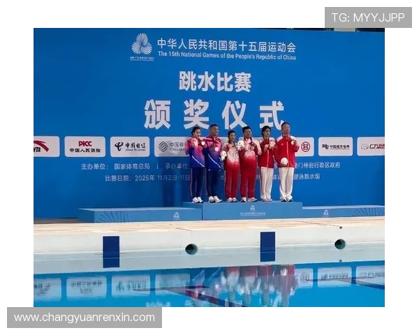 跳水运动的魅力与挑战:技术、艺术与心理素质的完美融合 跳水运动的魅力与挑战:技术、艺术与心理素质的完美融合