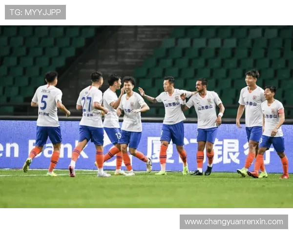 南京网球队实力引发热议球迷对其表现褒贬不一